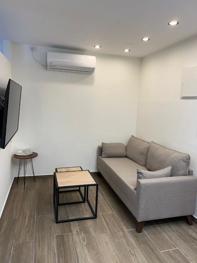 מגדל חי Apartment